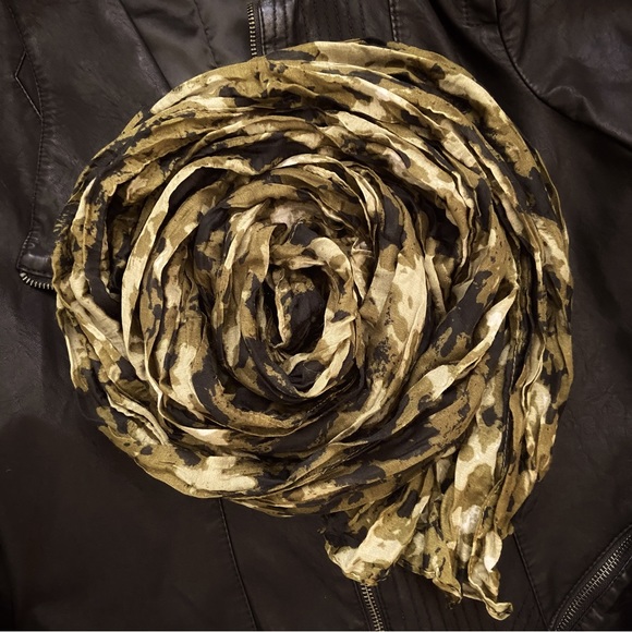 Camo Pleated Scarf in Dark Greens + Black - Picture 9 of 11